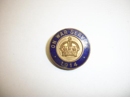 ENAMELLED 1914 ON WAR SERVICE BADGE