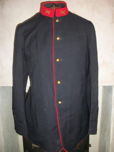 WW1 PERIOD FRENCH ARTILLERY TUNIC