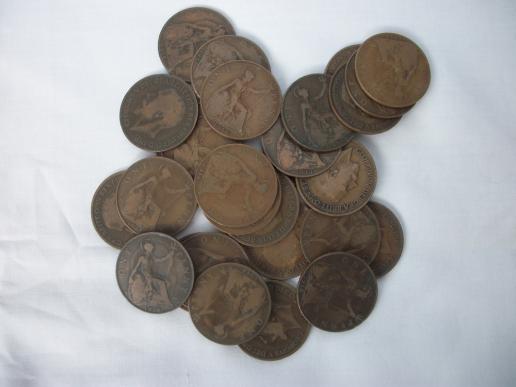 GENUINE WW1 PENNY PIECES VARIOUS DATES