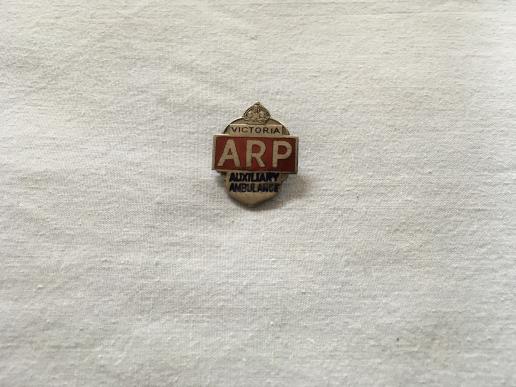 WW2 AUSTRALIAN ARP AUXILIARY AMBULANCE BADGE