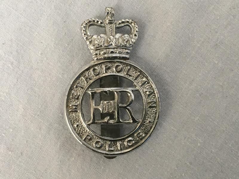 OBSOLETE METROPOLITAN POLICE CAP BADGE