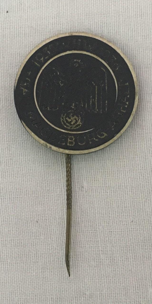 PLASTIC WHW BADGE GAU MAGDEBURG ANHALT