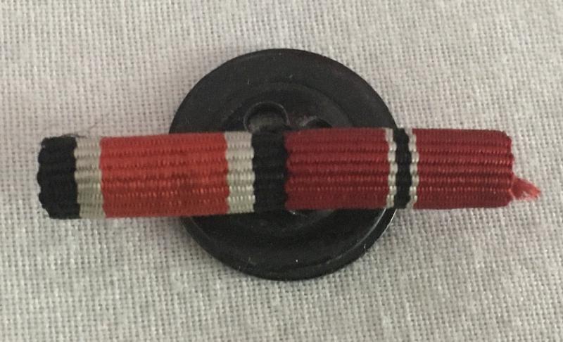 WW2 GERMAN BUTTON HOLE EK11 & RUSSIAN  FRONT