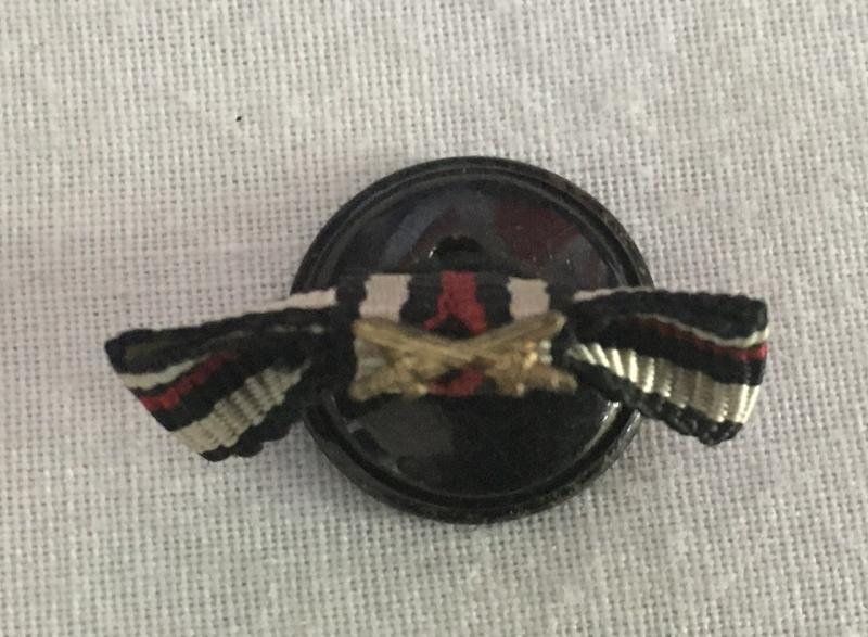 WW2 GERMAN BUTTON HOLE 14/18 HONOUR CROSS & SWORDS