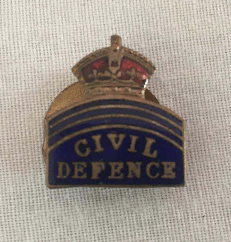 MINIATURE GILT & ENAMEL CIVIL DEFENCE BADGE