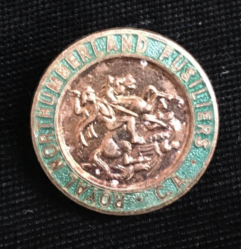 ROYAL NORTHUMBERLAND FUSILIERS LAPEL BADGE (1)