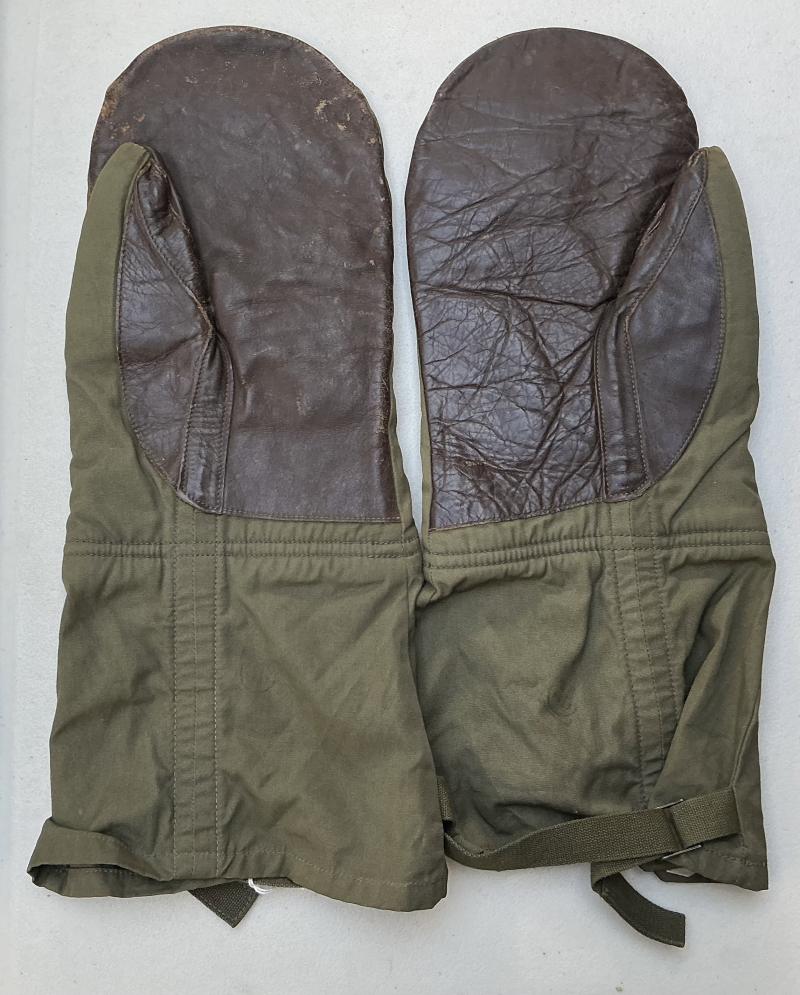 PAIR OF WW2 USAAF A12 FLYING GLOVES MITTS