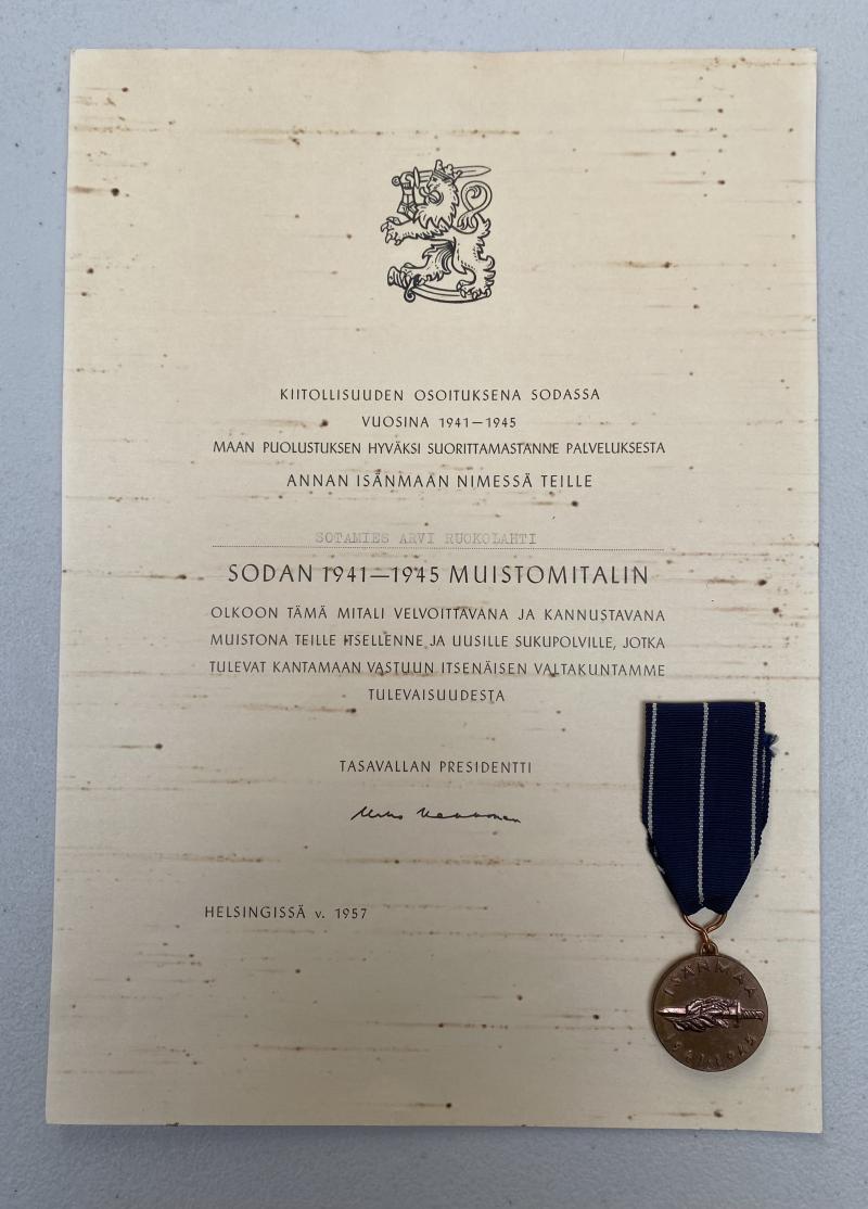 WW2 FINNISH CONTINUATION WAR MEDAL & CERTIFICATE OF ISSUE