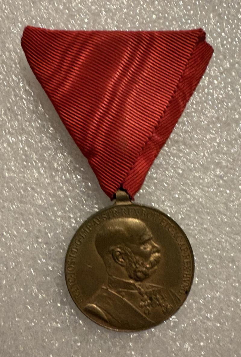 AUSTRO HUNGARIAN SIGNUM MEMORIAE MEDAL
