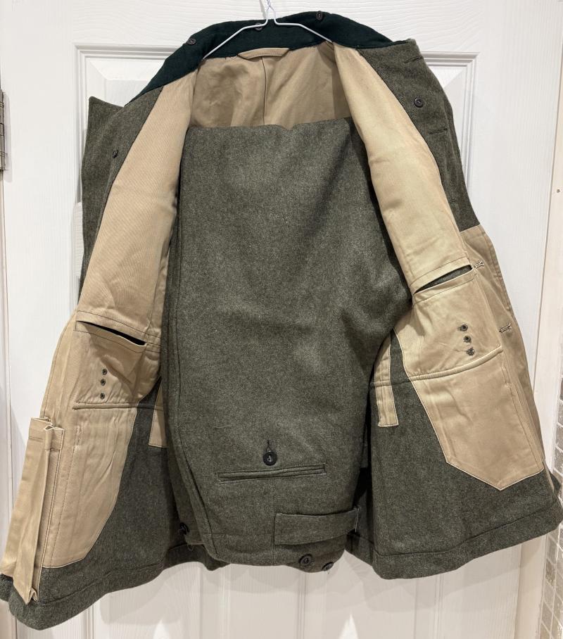 REPRODUCTION M40 GERMAN TUNIC & TROUSERS