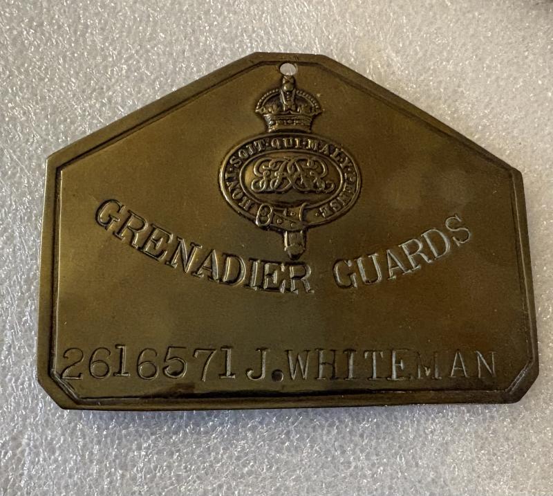 NAMED GRENADIER GUARDS BED / DUTY PLATE