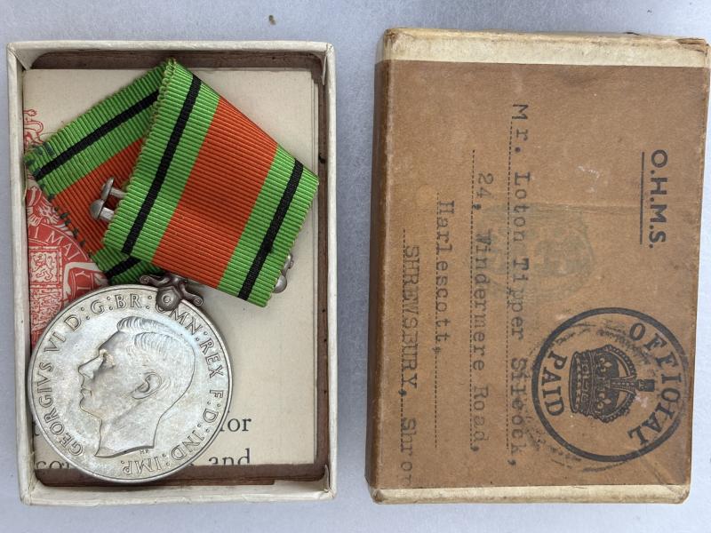 BOXED CANAL ZONE GSM CHESHIRE RGT + FATHERS BOXED DEFENCE MEDAL