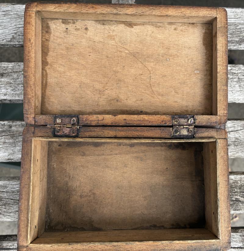 1944 DATED CARVED WOODEN BOX HJ INTEREST