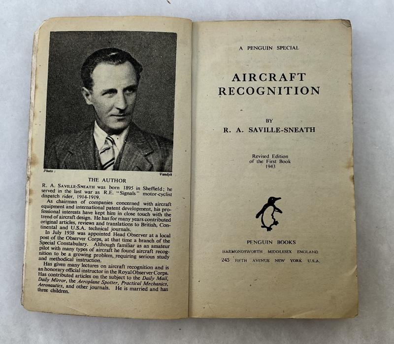 1943 DATED PENGUIN BOOK AIRCRAFT RECOGNITION